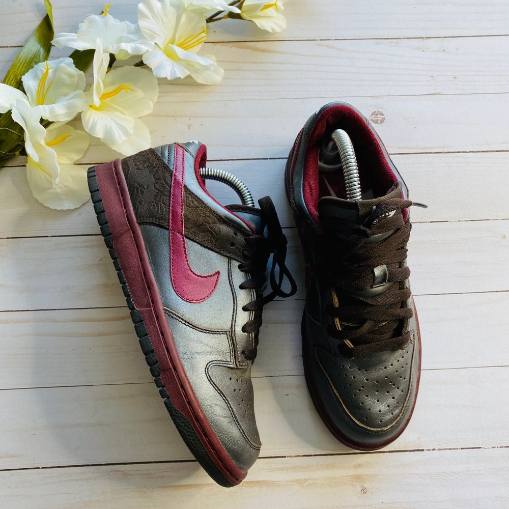 Nike Limited Edition Floral Embossed Sneakers_2